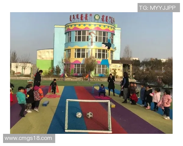 探索硬卡纸足球的创意制作与趣味玩法让孩子们在游戏中收获快乐与成长